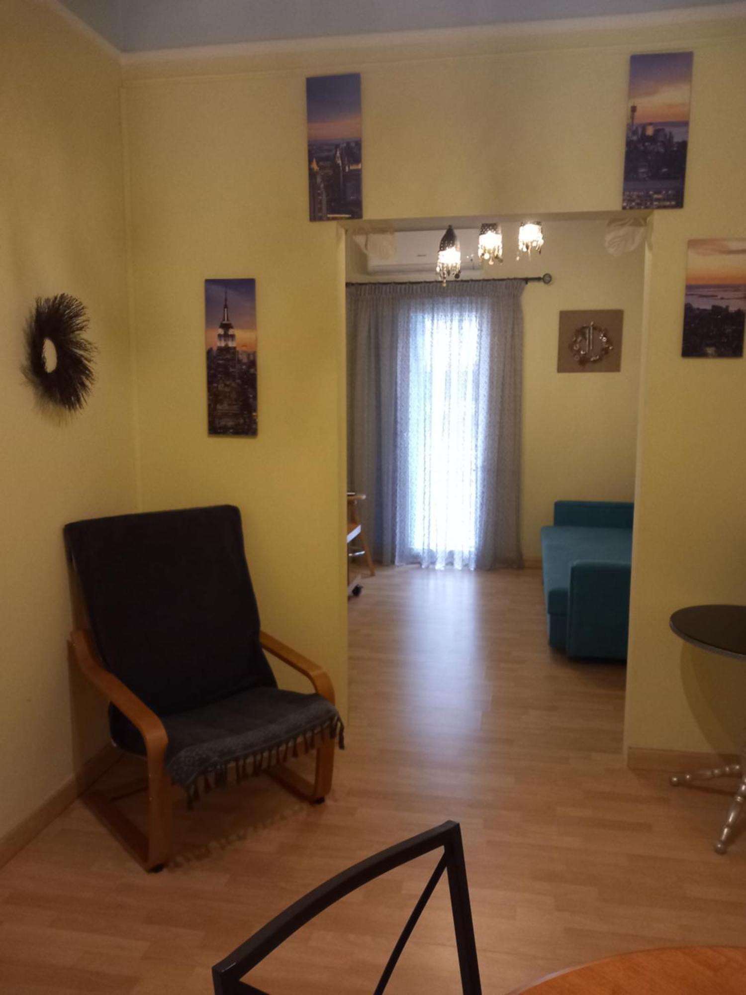 Claires 1 στην νέα παραλία θεσσαλονίκης *